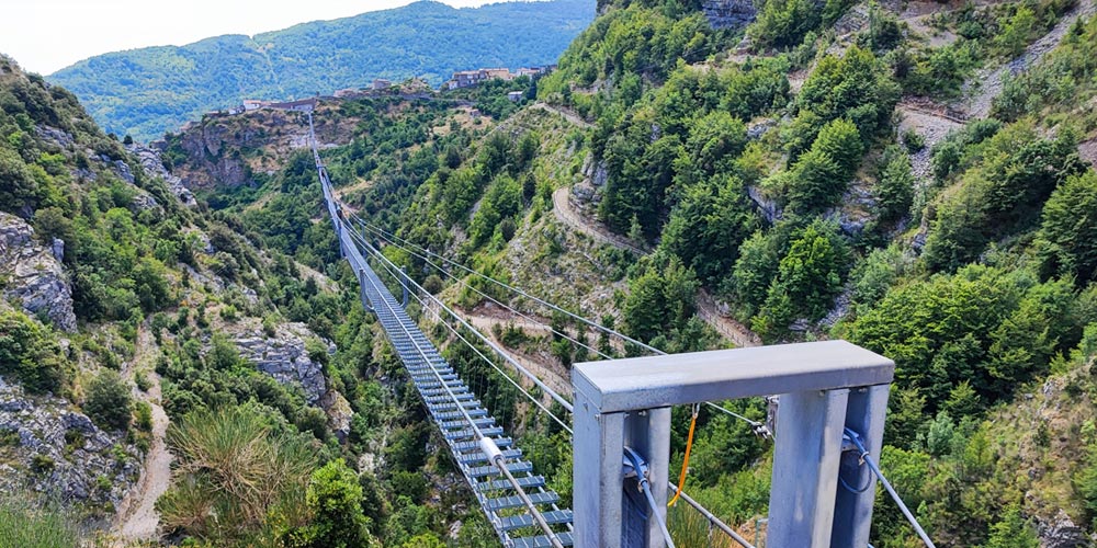 Ponte-Tibetano-di-Castelsaraceno