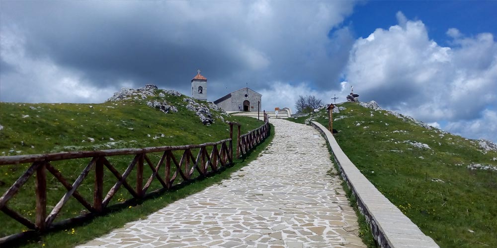 Santuario-Madonna-di-Viggiano